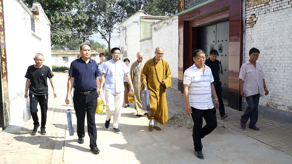 中秋慰问送温暖 真情传递解民忧 | 衡水市佛教协会走访慰问困难群众