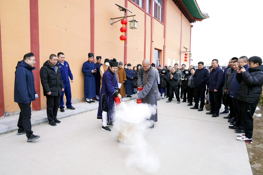 衡水市宗教界人士“同心·双月茶叙”活动暨消防知识培训班在冀州道安寺举办